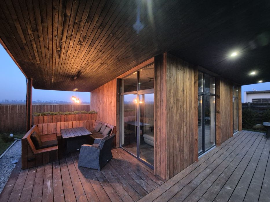 Відпочинок на природі,  подобово