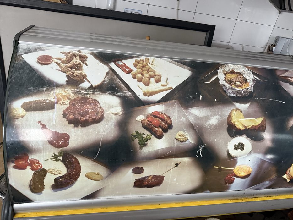 Sprzedam witryne chłodniczą