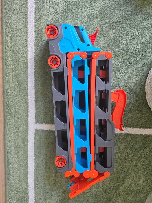 Hot wheels transporter rozkładane tory