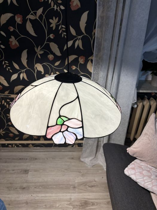 Lampa zyrando witrazowy
