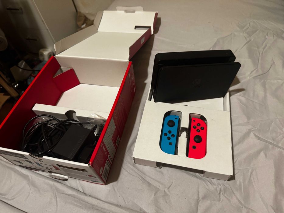 Nintendo Switch OLED Desbloqueada 256Gb + Nexigo