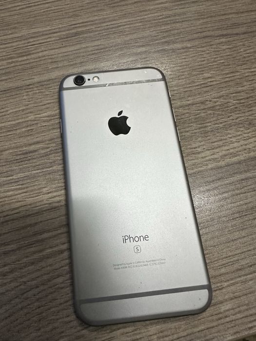 Продам на запчастини Iphone