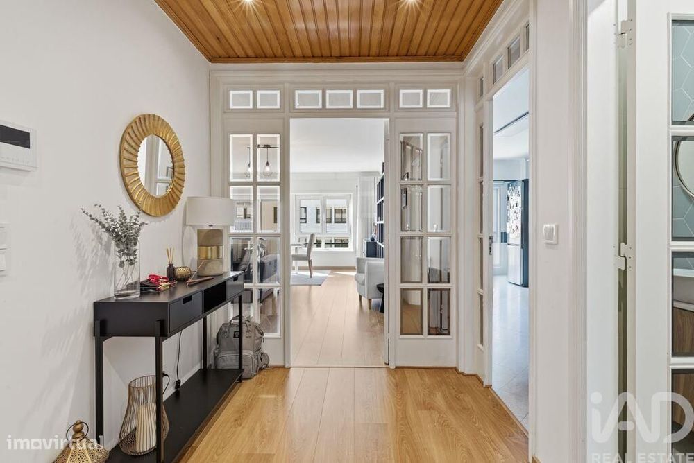 Apartamento T2 em Queluz e Belas de 107 m2