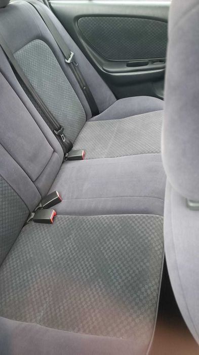 Toyota avensis 2001 1.6