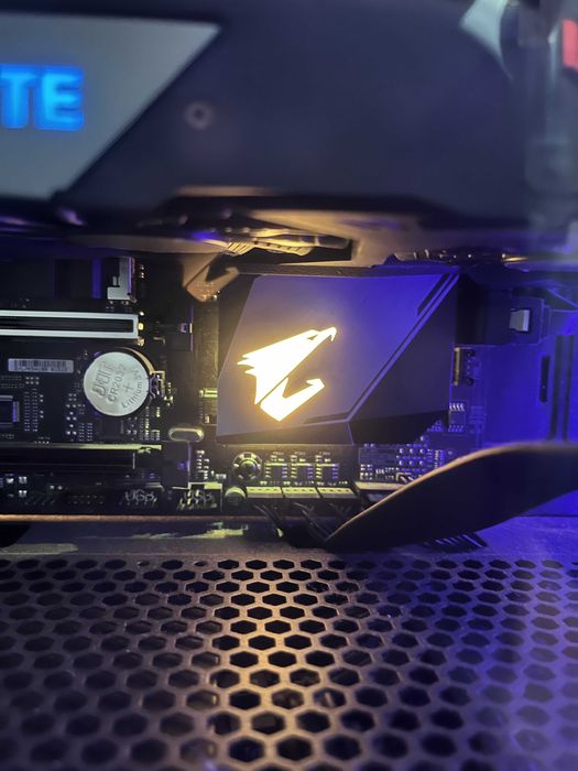 Computador I9-9900K 2080 SUPER 16gb RAM 4000mhz