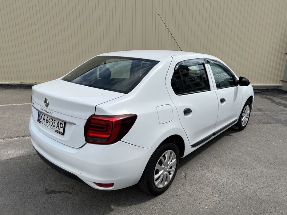 Аренда авто с правом выкупа на 1 год Киев Renault Logan 1.2