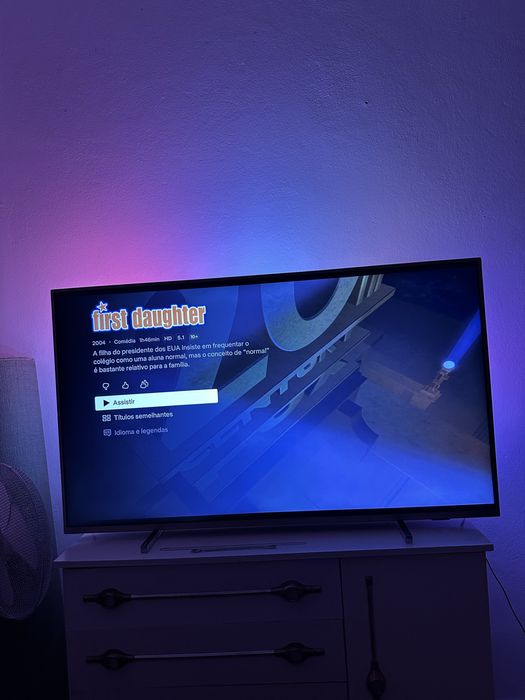 Televisão smart Philips 55’ polegadas, modelo ambilight