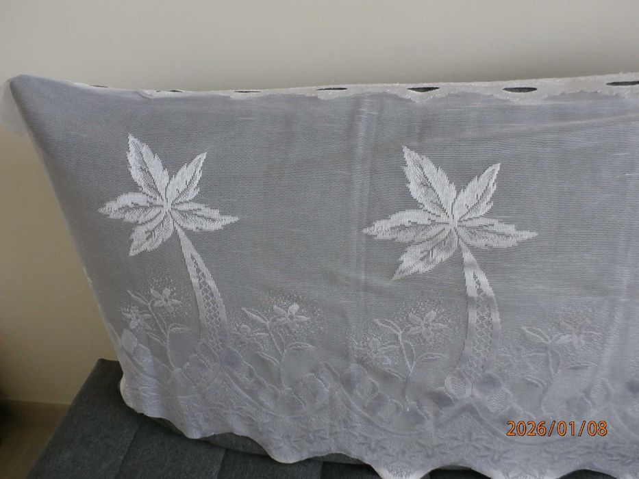 Firana - zazdrostka żakardowa z oczkami, biała, rozm. 200 x 57 cm.