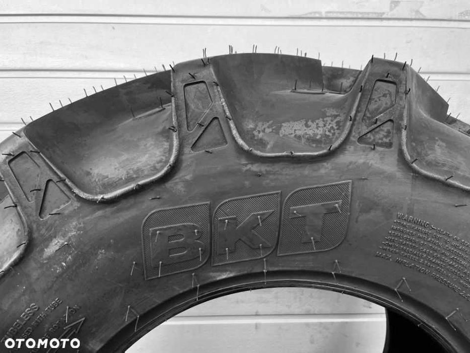 Opona Rolnicza 360/70R20 BKT 12,4R20 I 320/85R20