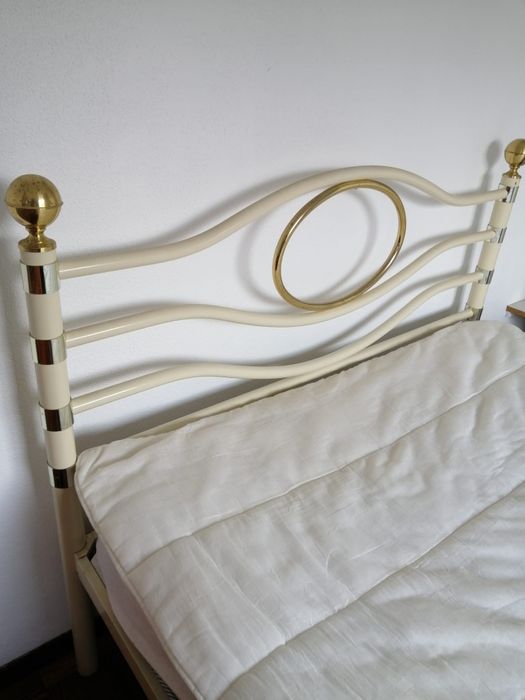 Cama de Casal Vintage
