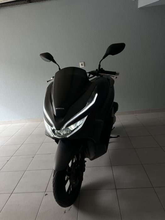 Mota disponivel para aluguer