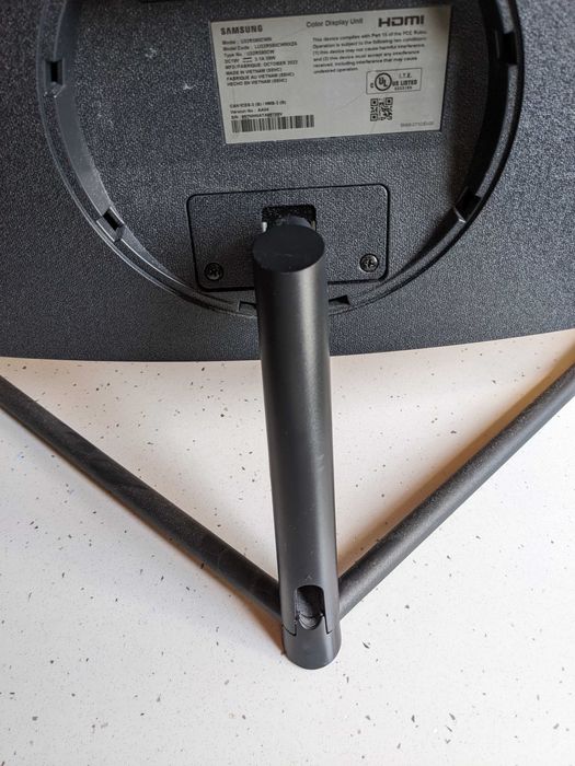 Monitor 32" 4К Samsung LU32R590