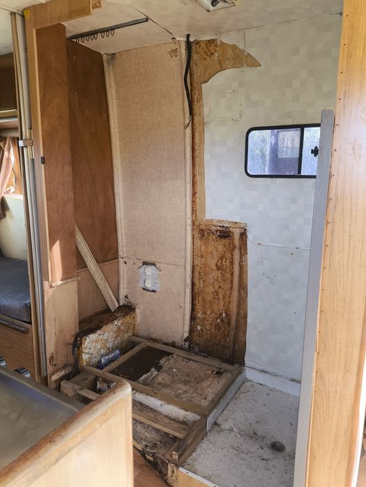 AutoCaravana sem motor - para projecto!