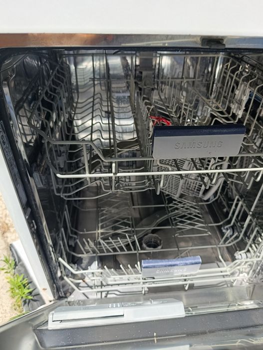 Máquina de lavar loiça Samsung