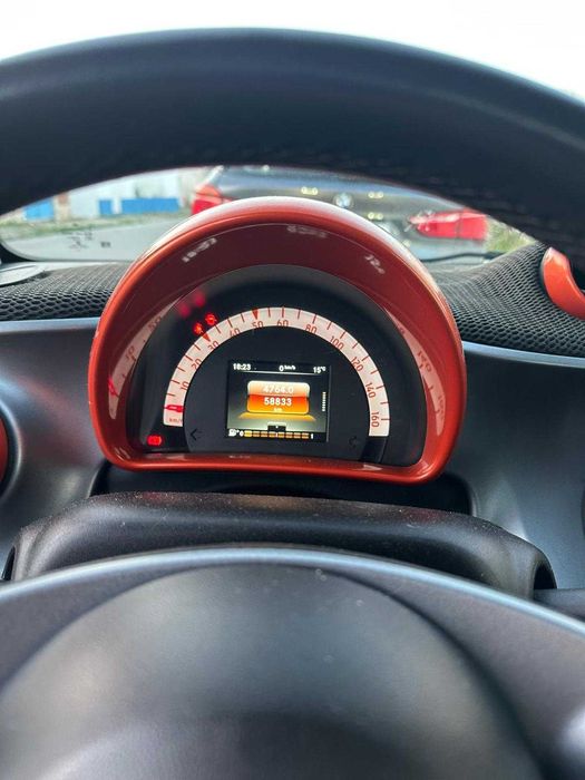 Smart de 2014 com apenas 58.000 km
