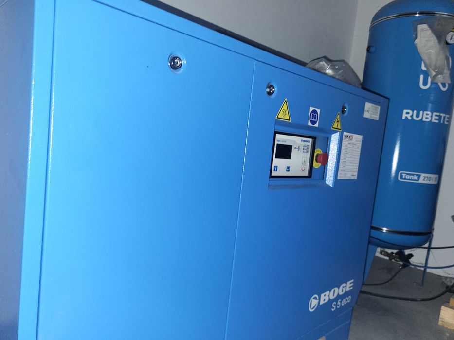 compressor Boge S05 Eco 5,5 kw 10 BAR+reservatório vertical 270L 11BAR