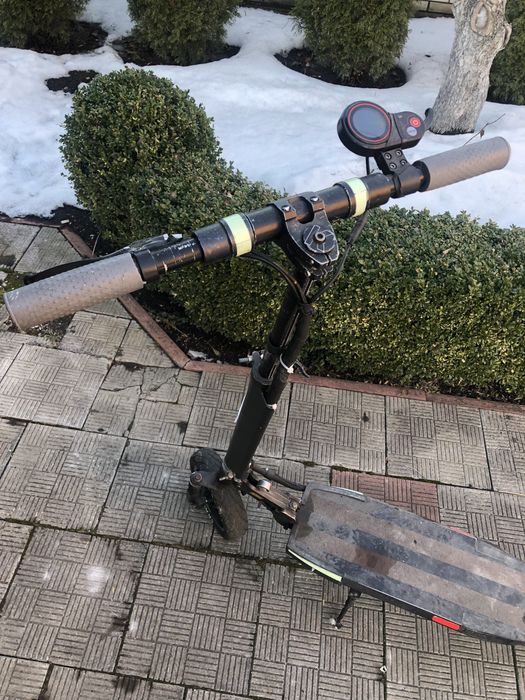 Продам електроскутер. Потребує ремонту