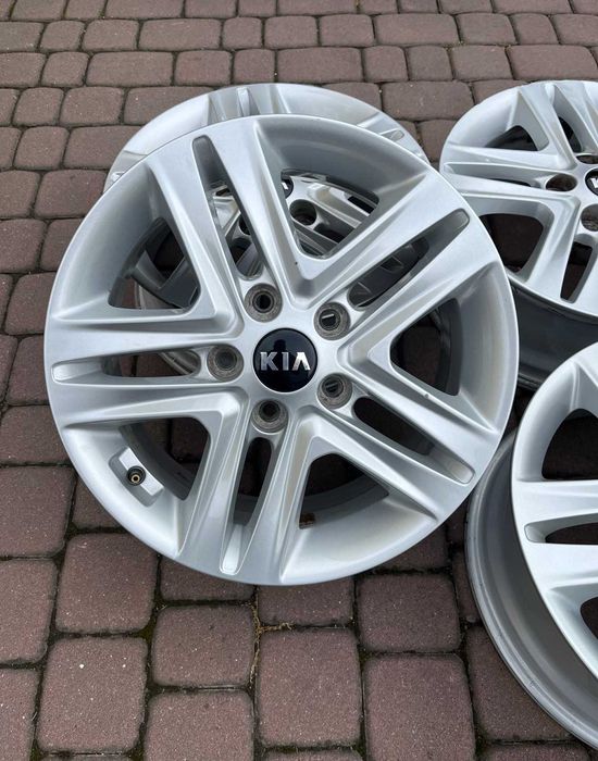 Oryginalne alufelgi Kia 5x114,3 16 cali Ceed Optima Carens