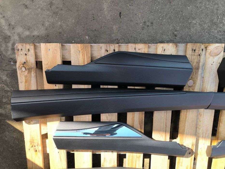 Молдинг накладка двері лівої правої на Nissan Rogue X-trail t33 хром