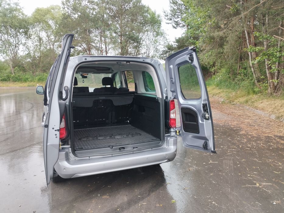 Opel Combo life XL. 1,5D 102KM.