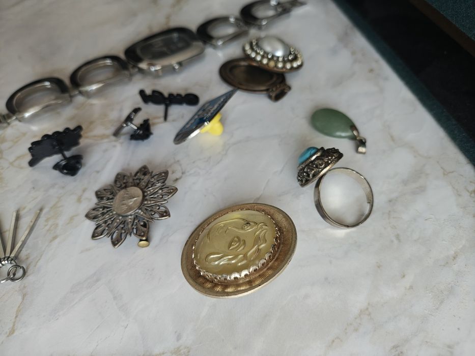 Stara biżuteria mix w kasetce