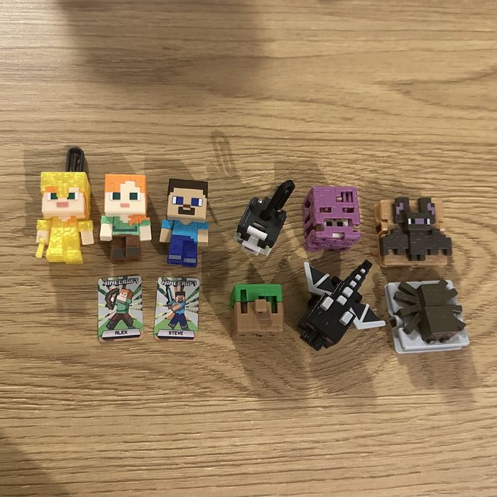 Figurki Minecraft Kinder Joy