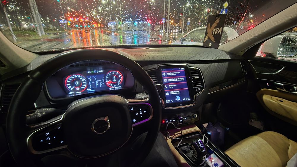 Sprzedam Volvo XC90  T6