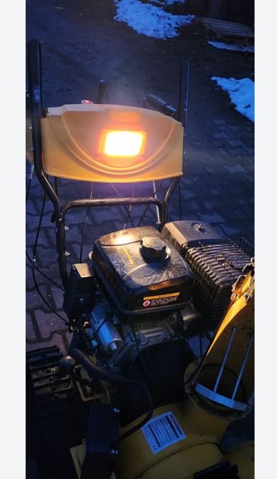 Odśnieżarka gąsienicowa Holzinger