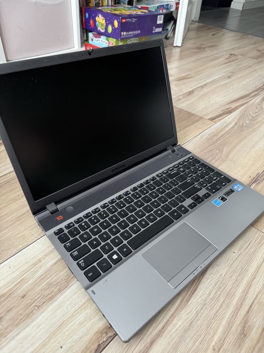 Laptop Samsung używany