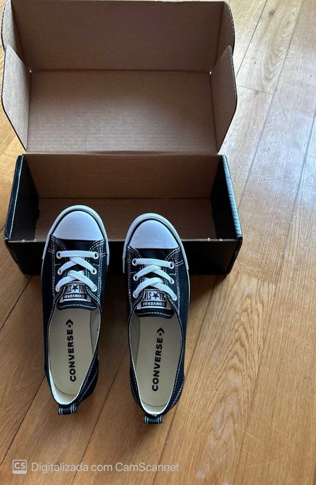 Sapatilhas estilo sabrina All Star pretas