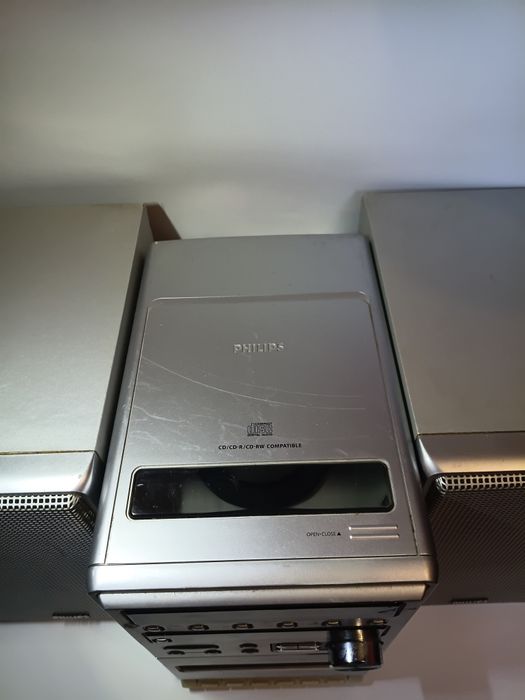 Музичний центр Philips MC-120.