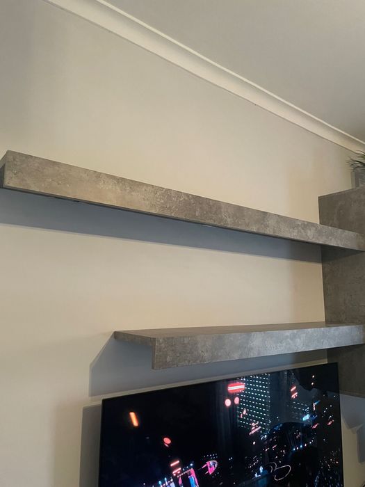 Movél de Sala e prateleiras, como novo