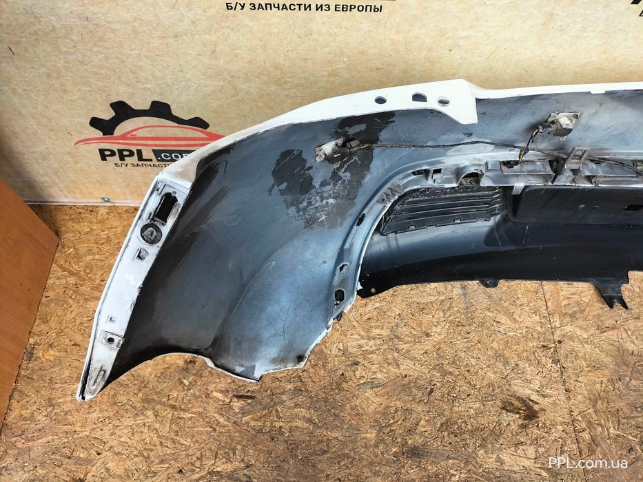 Peugeot 308 I T7 11-13 рестайл HB бампер задний заглушка парктроники