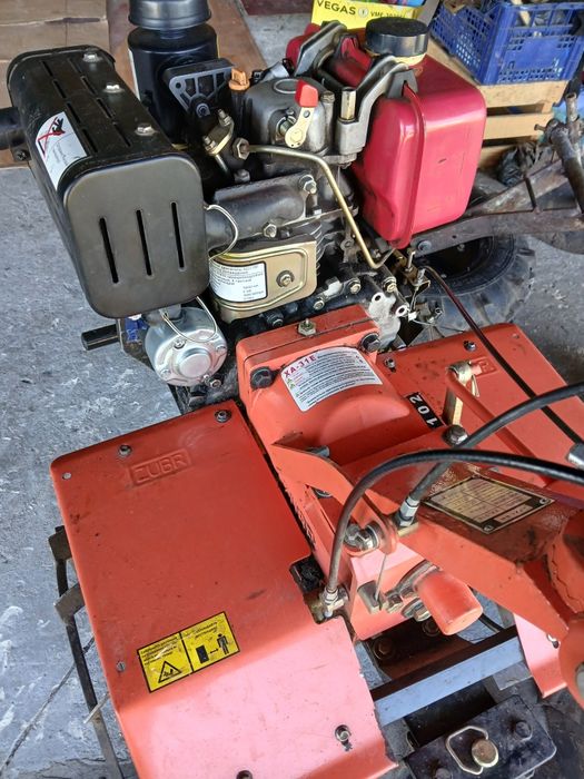 Продам мотоблок  зубр-ха -31е