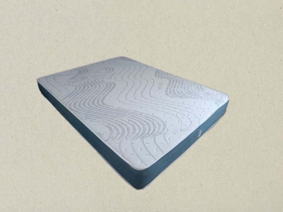 Colchão SEMI-NOVO  190x140cm