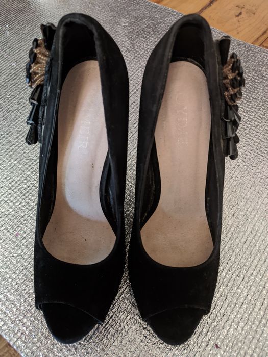 Жіноче взуття 39 розміру