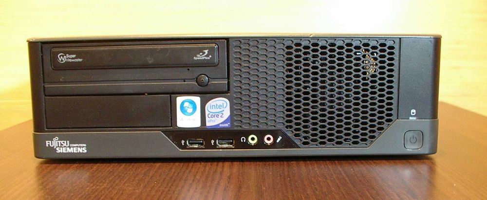 Komputer Fujitsu Siemens Core2Duo E8500 3.16 Ghz, 4Gb RAM.