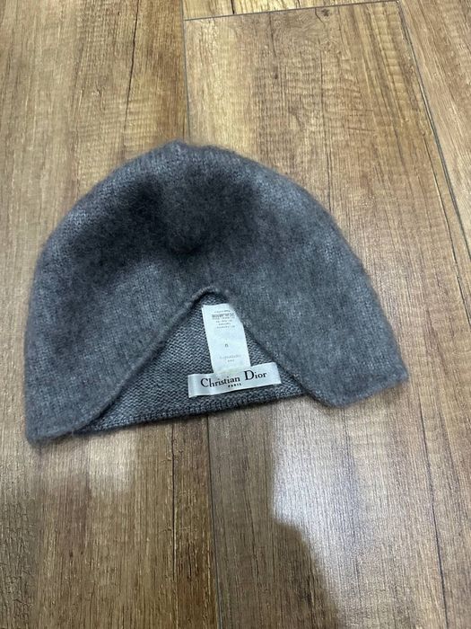 Шапка Christian Dior