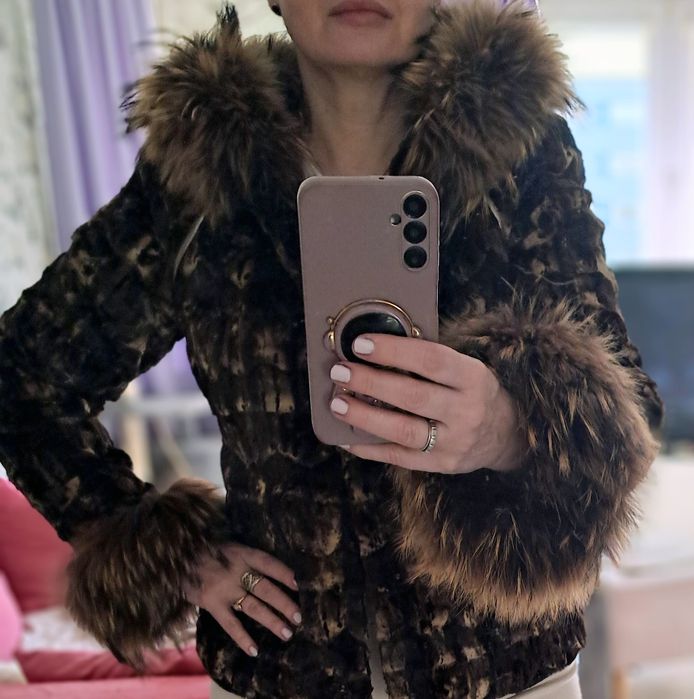 Futro norki czekoladowe z beżem