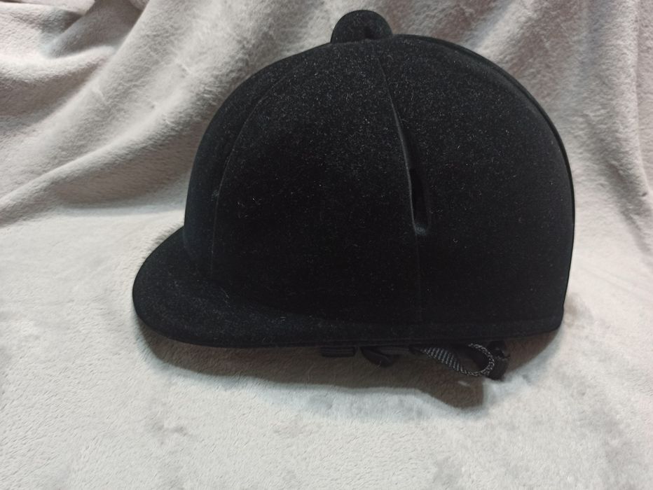 Шлем  новый  для верховой езды Kieffer