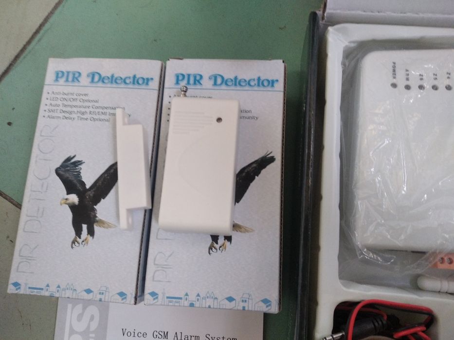Продам беспроводную систему сигнализации gsm alarm system