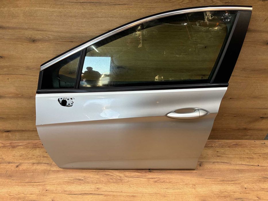 Drzwi Przednie Lewe Opel Astra V K Kombi Kolor Z176