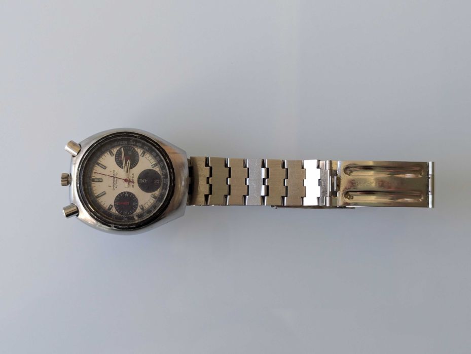 Citizen 8110 Bullhead 23 Jewels - Chronograph automatic (anos 70)