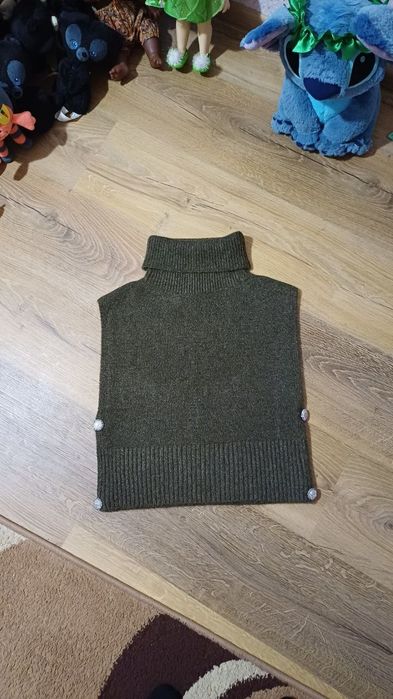 Безрукавка жилетка новая Vila