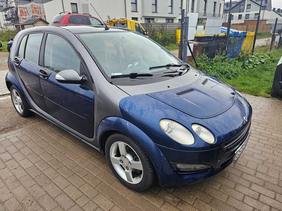 Smart ForFour 2004r/1.3benzyna/95KM/opłaty aktualne/klimatyzacja