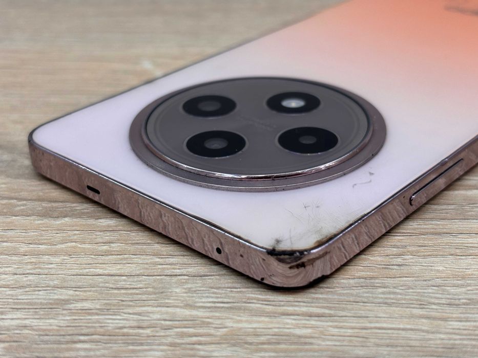 Smartfon Oppo Reno12 FS - 8/512gb - OPIS okazja