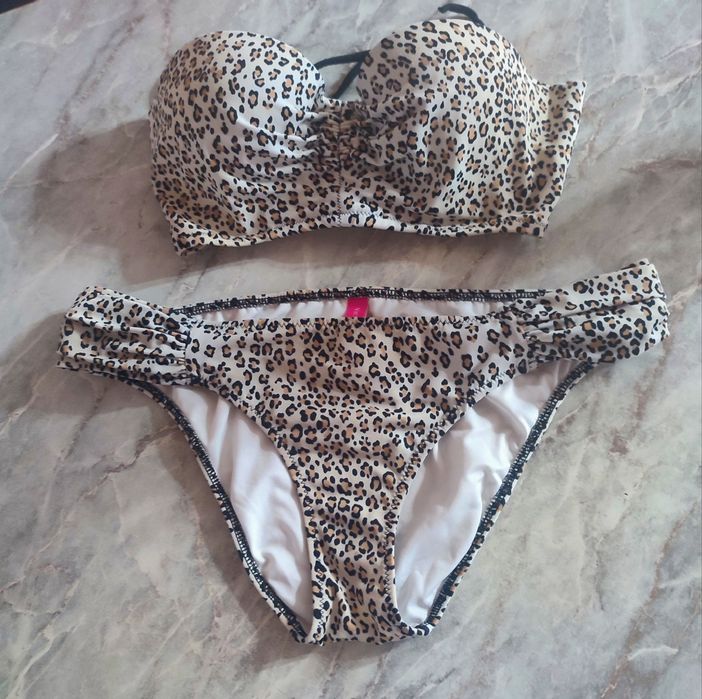 Купальник Victoria's Secret розмір 34В, S