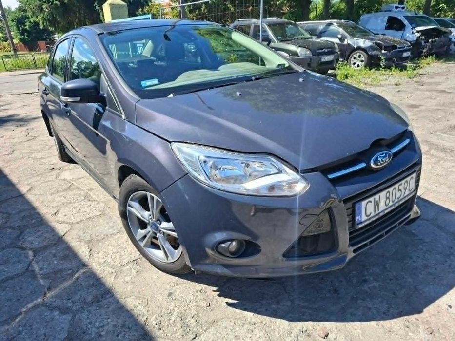 Ford Focus 1.6 Benzyna 150 KM Sedan