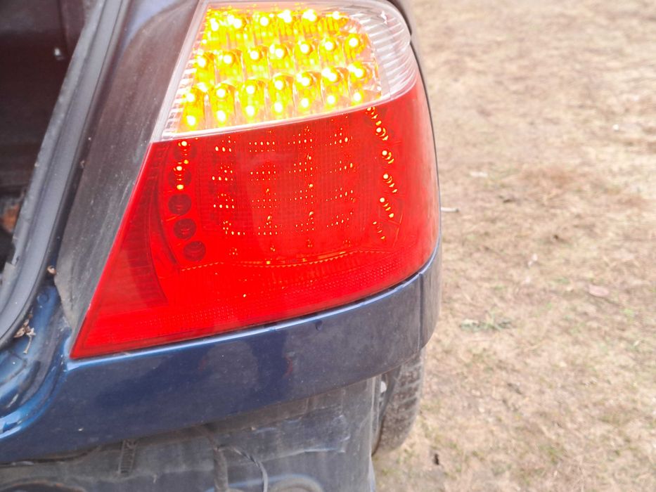 Bmw e46 cabrio lift lampa tył led lewa prawa