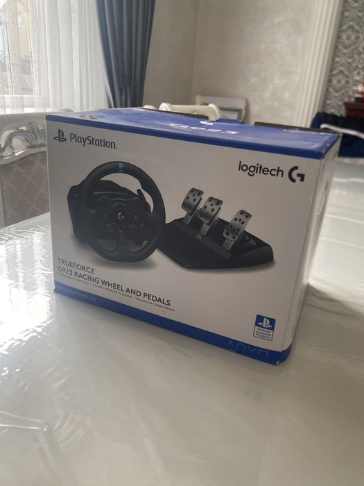 Продаю руль logitech g923 б/у
